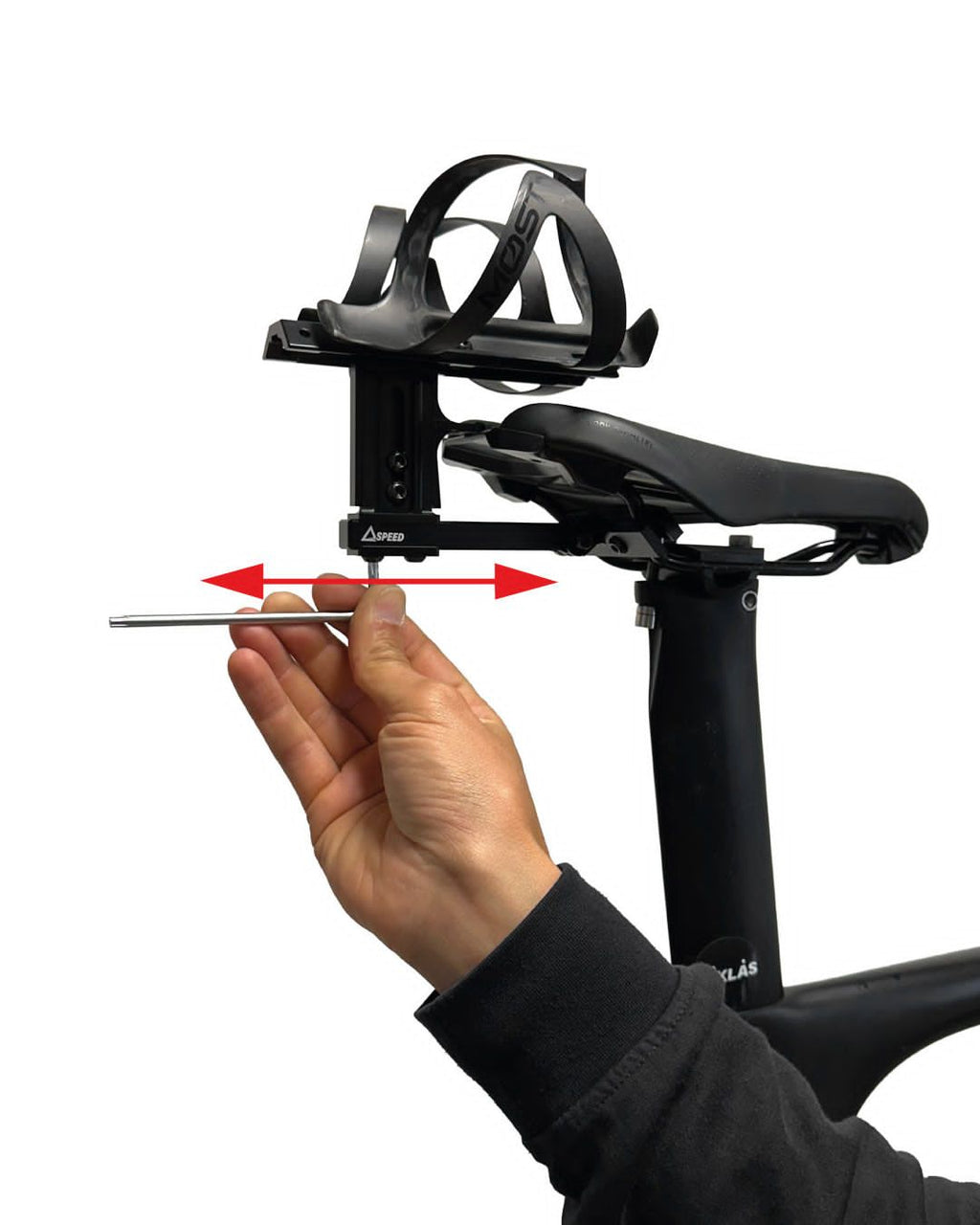 Rear hydration bottle holder